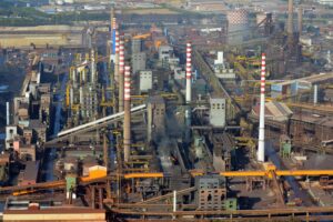 Diffida per le emissioni inquinanti. Sull’Ilva lo Stato contesta sé stesso