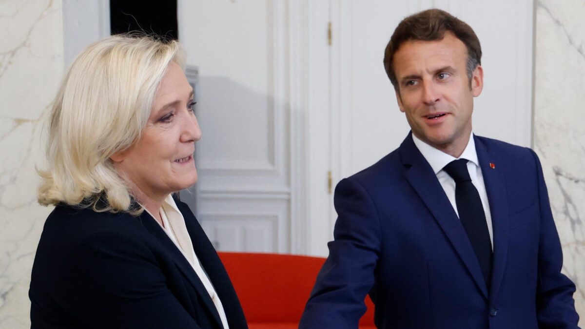 Macron ha fallito e ora s’appiglia alla Le Pen