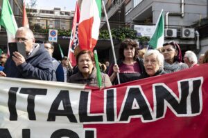 Con il ricatto dell’ordine si censura la destra