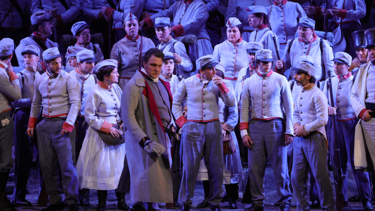 Verdi in battaglia contro il fato sulle spalle del suo amato Manzoni