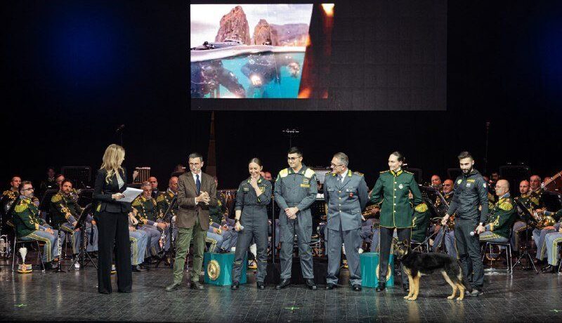 Un momento della cerimonia di presentazione del Calendario Storico GdF (Guardia di Finanza)