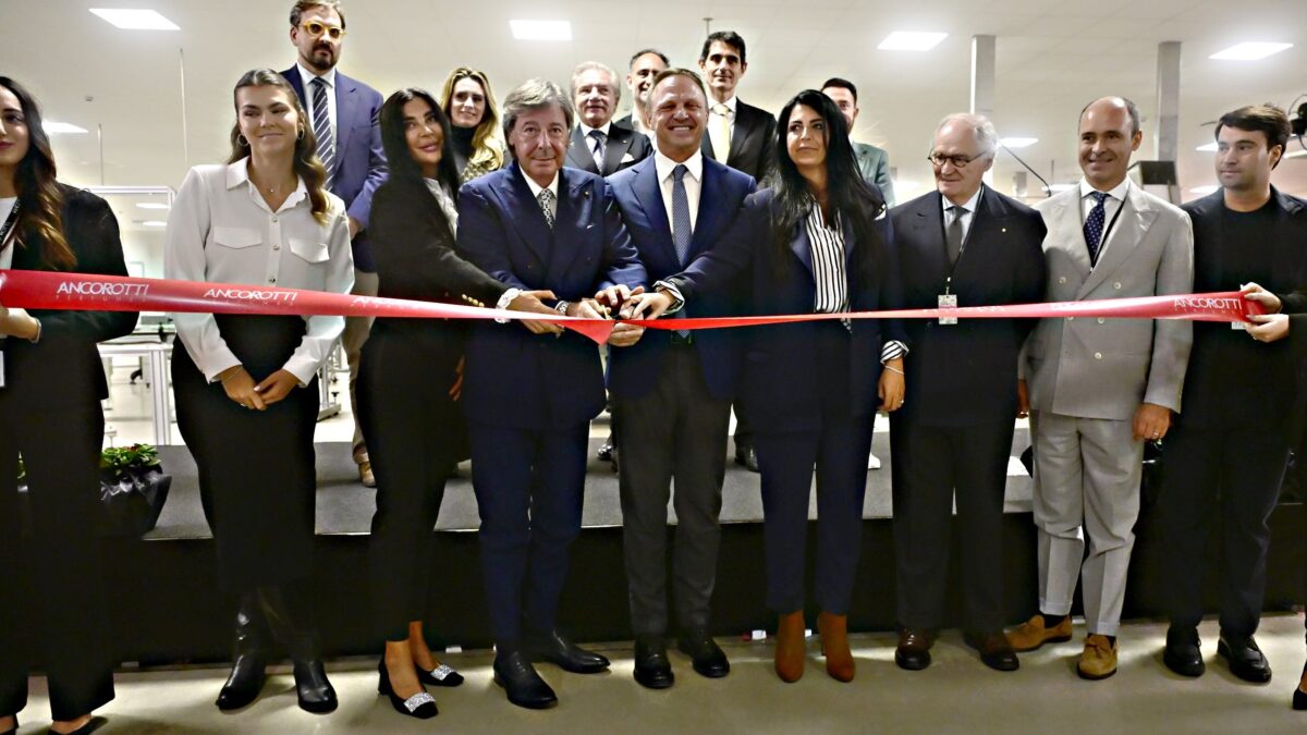 «Inizia una nuova avventura con i profumi»