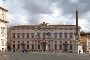 Esiste una soluzione per non ingolfare le Corti coi migranti