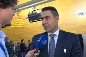 Vannacci: «Un mio partito? No, ma mai dire mai. Oggi sto con la Lega».