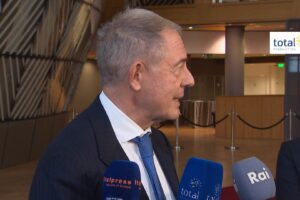 Automotive, Urso: «Germania e Francia disponibili al confronto»