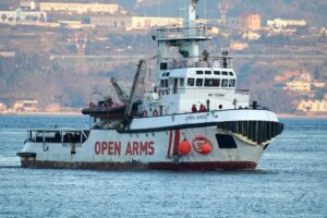 Fu la Ong a «sequestrare» i migranti