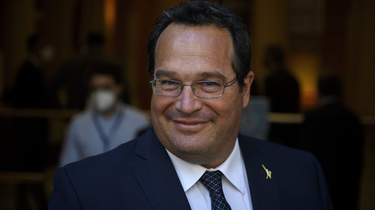 «Se la Cgil insiste, tagli agli scioperi. Prima in pensione 80.000 italiani»