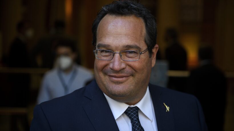 «Se la Cgil insiste, tagli agli scioperi. Prima in pensione 80.000 italiani»