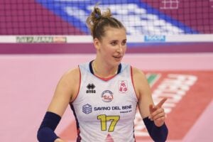 La Antropova batte la Egonu. Ma è bianca, russa e cattolica e i media a lutto la ignorano