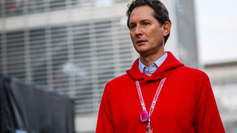 Elkann fa il deserto in Italia poi va a produrre in Spagna
