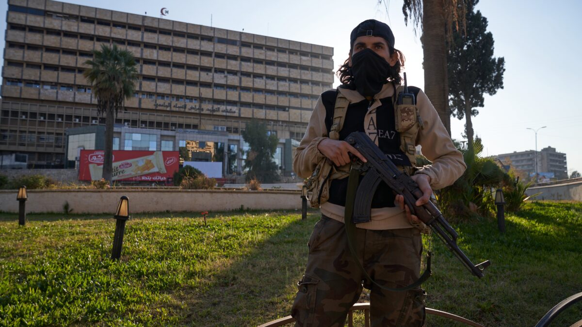 La paura di Israele: jihadisti con i gas di Assad