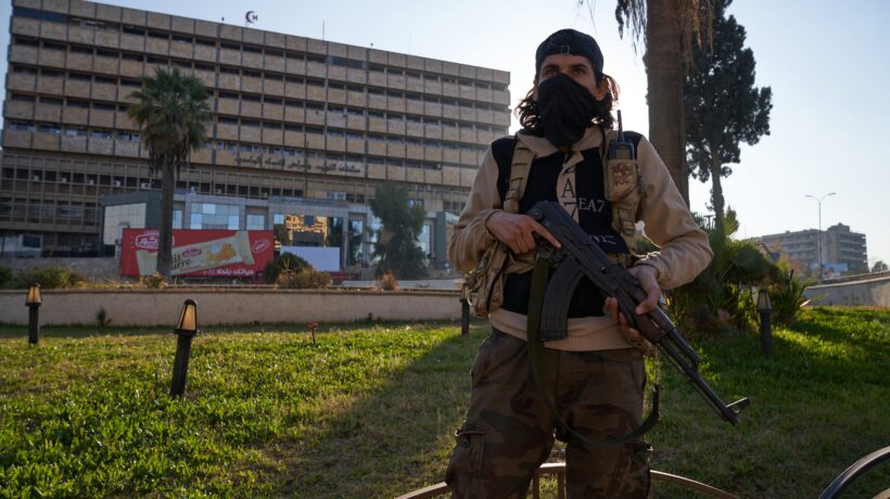 La paura di Israele: jihadisti con i gas di Assad