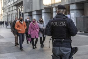 Cancellare le multe è sacrosanto: ora si rimborsi chi perse lo stipendio