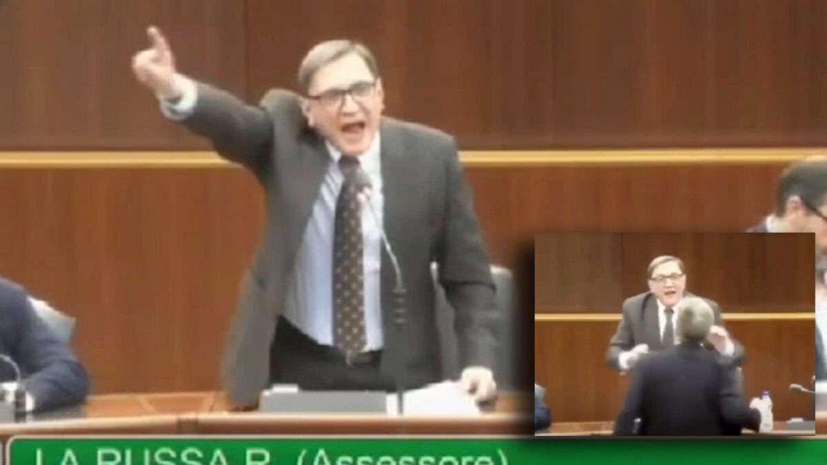 Il «pacifista» Majorino mena le mani. Spintoni in Regione con La Russa Jr