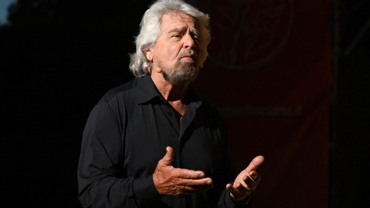 Grillo ai piddini: «Conte è il vostro leader»
