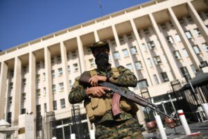 In Siria inizia il cambio di regime. I ribelli: «Non imporremo il velo»
