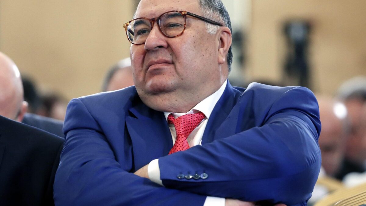Usmanov fa cinquina a capo della Fie