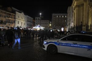 Un italiano tra i feriti di Magdeburgo. Il killer era già seguito da psichiatri
