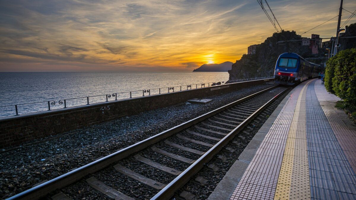 Il bello dell’Italia si scopre in treno