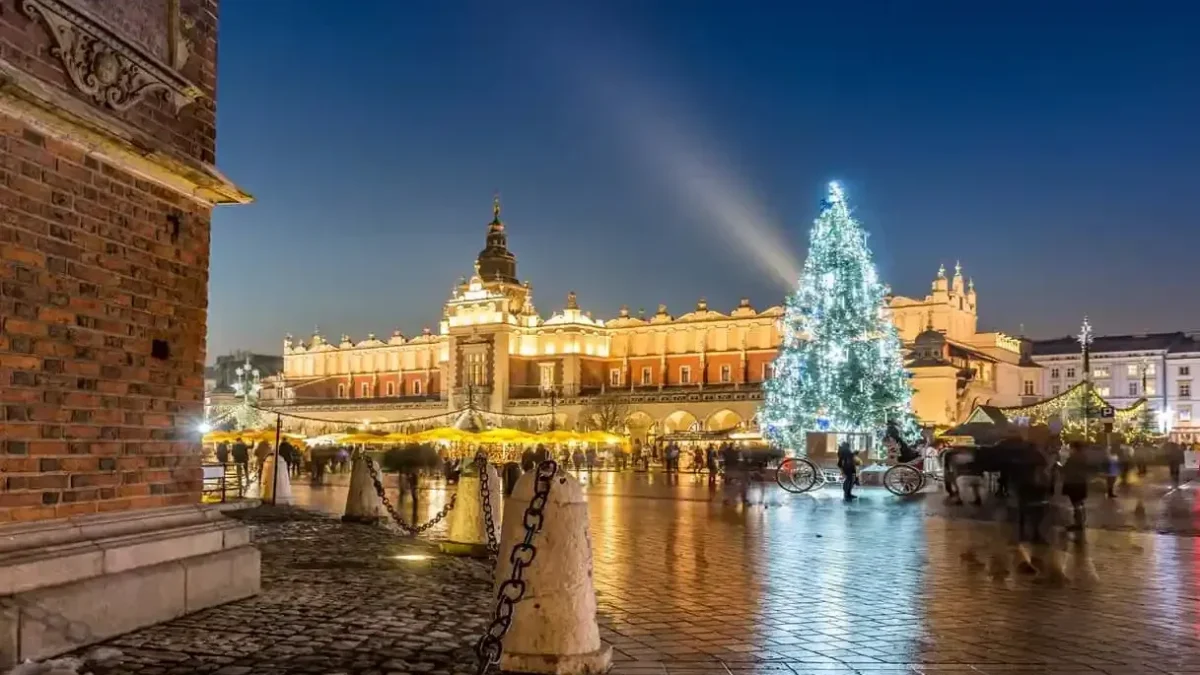 Aspettando il Natale nelle vie di Cracovia fra mercatini, castelli e vodka