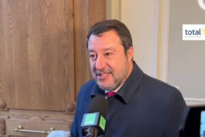 Open Arms, Salvini: «A Bruxelles ricevo solidarietà, non accettano il processo contro un ministro»