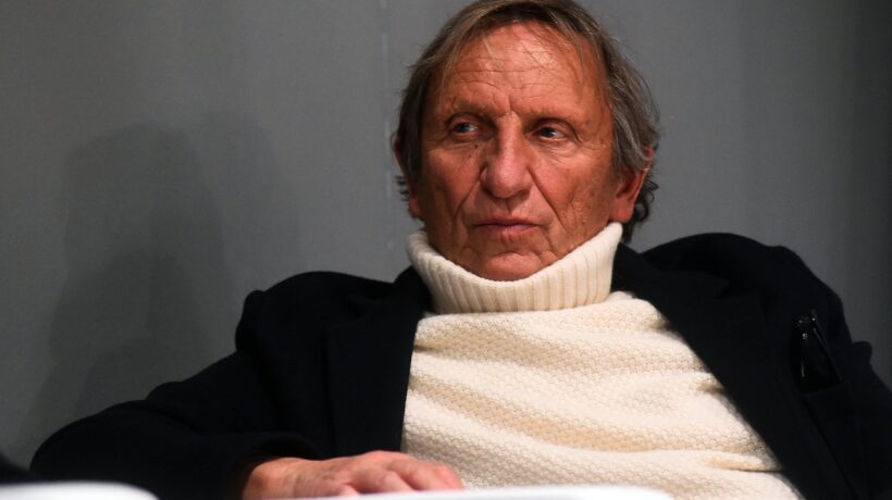 «In questo mondo egoriferito a un comunista come me tocca rimpiangere Fanfani»