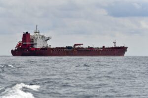 La stangata Usa al petrolio russo lascia a bocca asciutta Cina e India