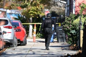 Investe la folla con l’auto e poi spara. New Orleans piomba nell’incubo Isis