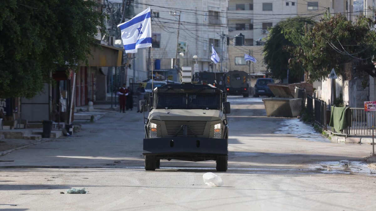 In Cisgiordania s’alza il «Muro di ferro». I tagliagole di Hamas aizzano i palestinesi