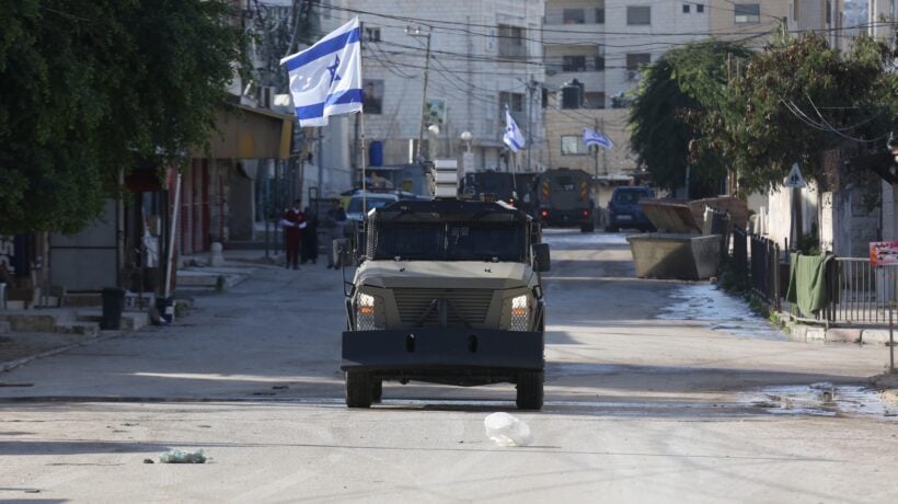 In Cisgiordania s’alza il «Muro di ferro». I tagliagole di Hamas aizzano i palestinesi