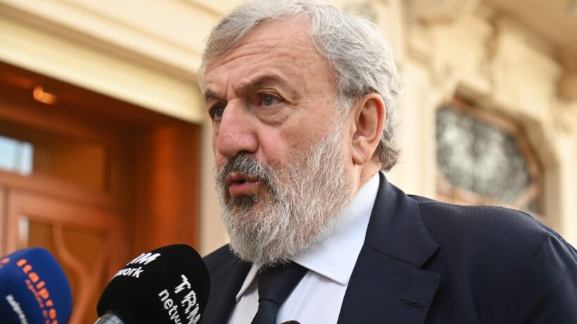 Incredibile Emiliano. Esposto sulla Puglia: «Il bilancio regionale contiene falsi»