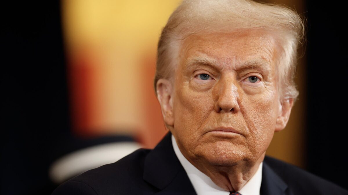 Trump salva gli Stati Uniti dagli accordi di Parigi. «Libero la nostra energia»
