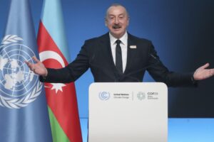 L’energia zavorra la nostra industria e pure gli azeri fanno shopping da noi