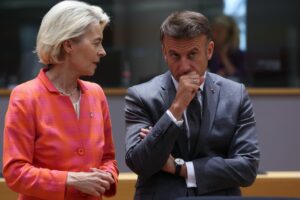 Parigi all’Ue: basta regole green
