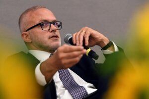 È nato il nuovo partito delle tasse. Ruffini predica, benedice Mortadella