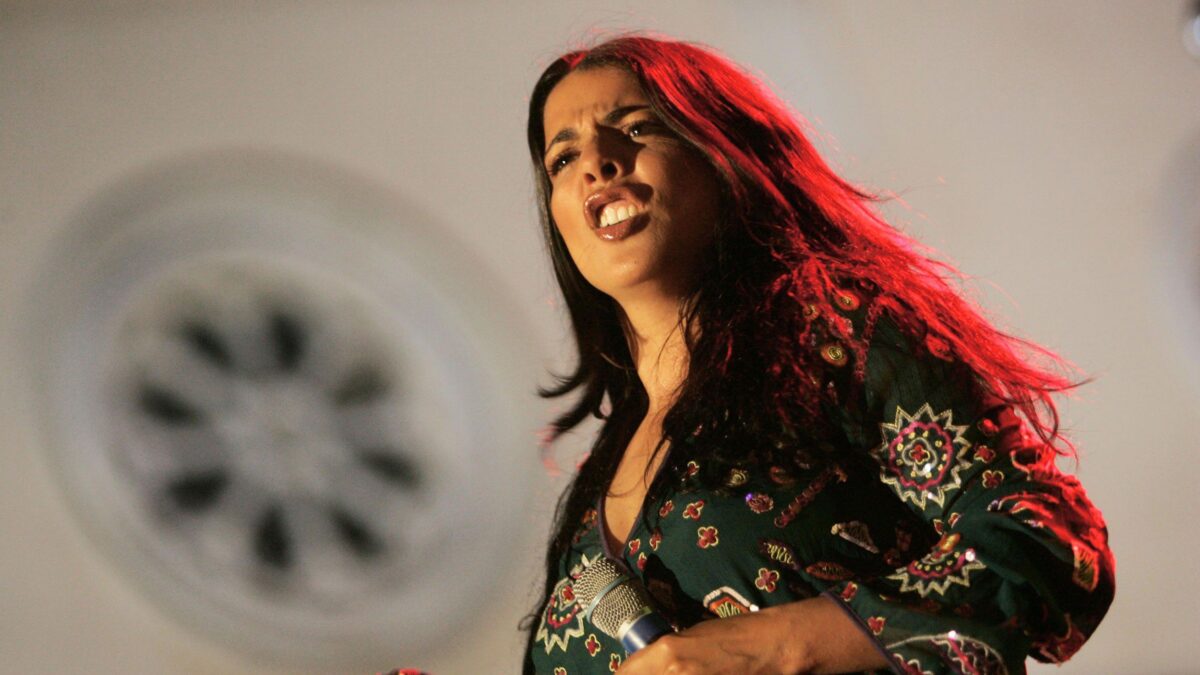 Mietta: «Le mie lettere non spedite possono diventare canzoni»