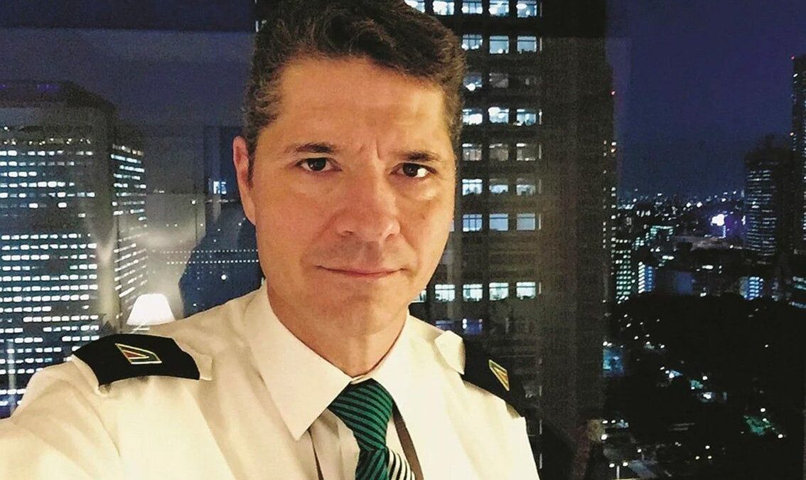 Steward eroe fermò un dirottatore. Lui è a spasso, il terrorista lavora