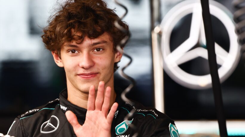 Mercedes sfida la Ferrari con un bambino