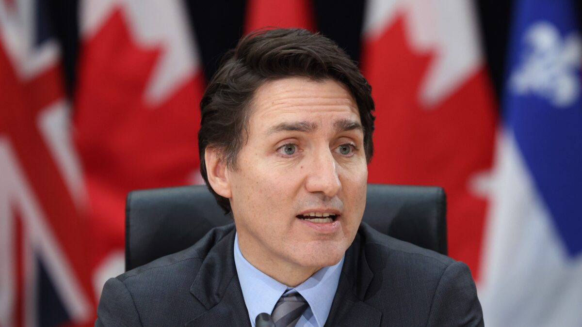 Con la «canna libera» benedetta da Trudeau sono già triplicati i casi di schizofrenia