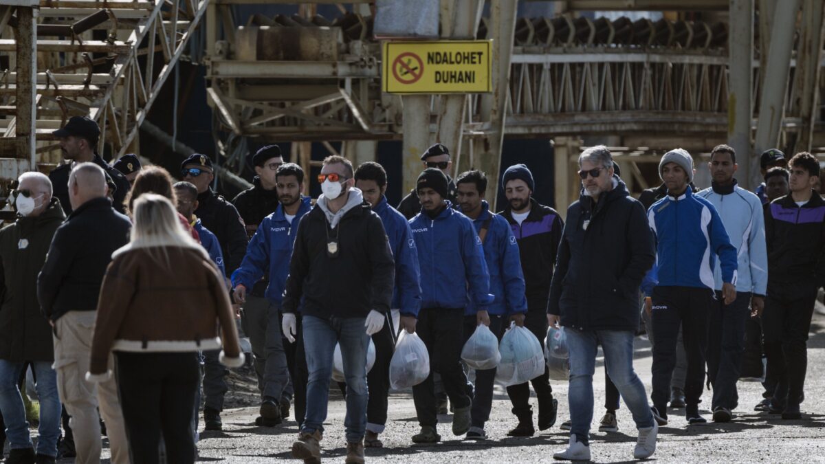 Bruxelles: «Paesi sicuri, ha ragione l’Italia»