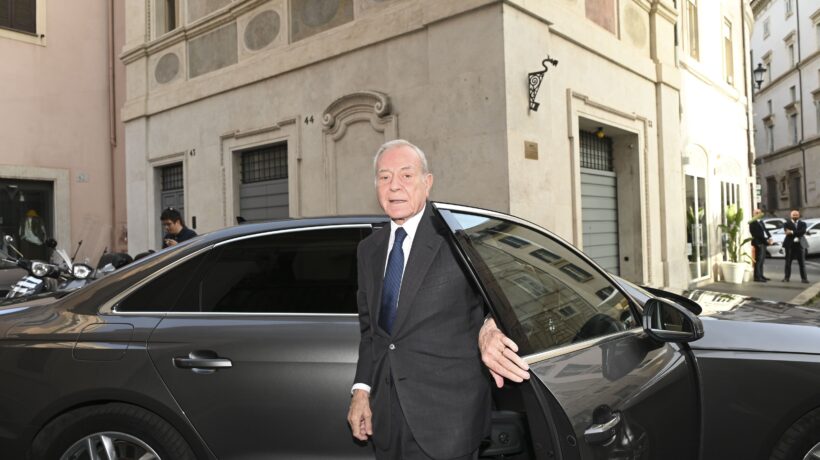 Gianni Letta: l’uomo che sapeva sempre cosa non fare