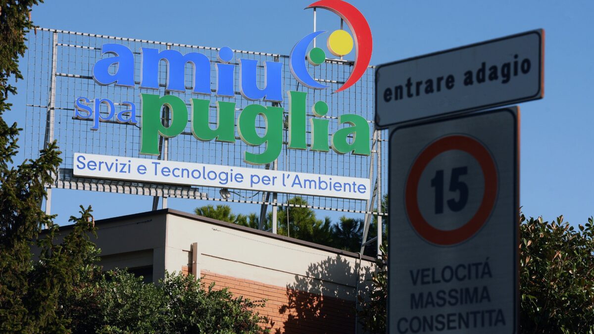 Bari, veglia funebre del boss nella partecipata