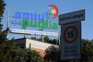 Bari, veglia funebre del boss nella partecipata