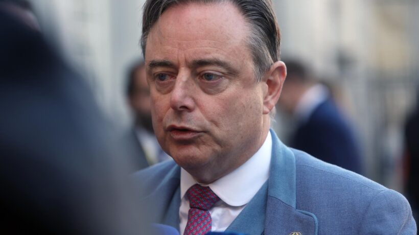 Pure il Belgio si risveglia a destra. De Wever: «Stretta sui migranti»