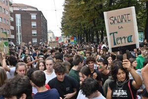 Gli ecotalebani l’ammettono: il green non salva la Terra, serve a modificare la società