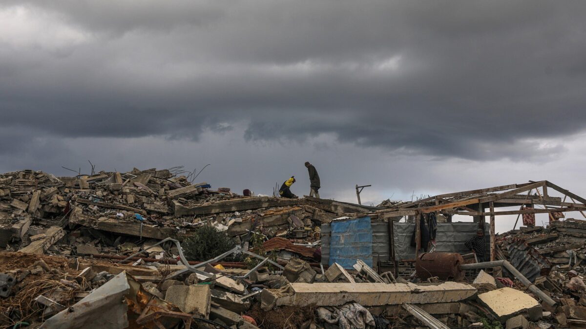 Gaza, corsa a ostacoli per salvare la tregua