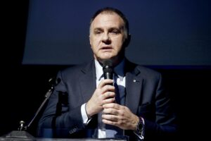 «Contro il caro energia bisogna separare in bolletta il costo di gas e rinnovabili»