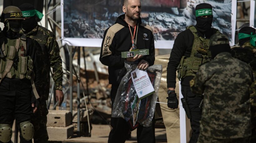 Israele alza la posta sugli ostaggi e mantiene le posizioni in Libano