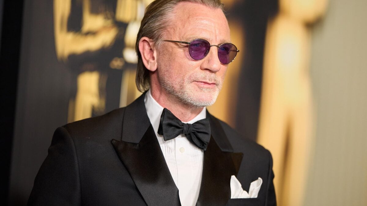 Bond passa dalla licenza di uccidere a quella di poter restare sé stesso