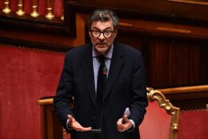 Giorgetti accelera sul taglia-bollette
